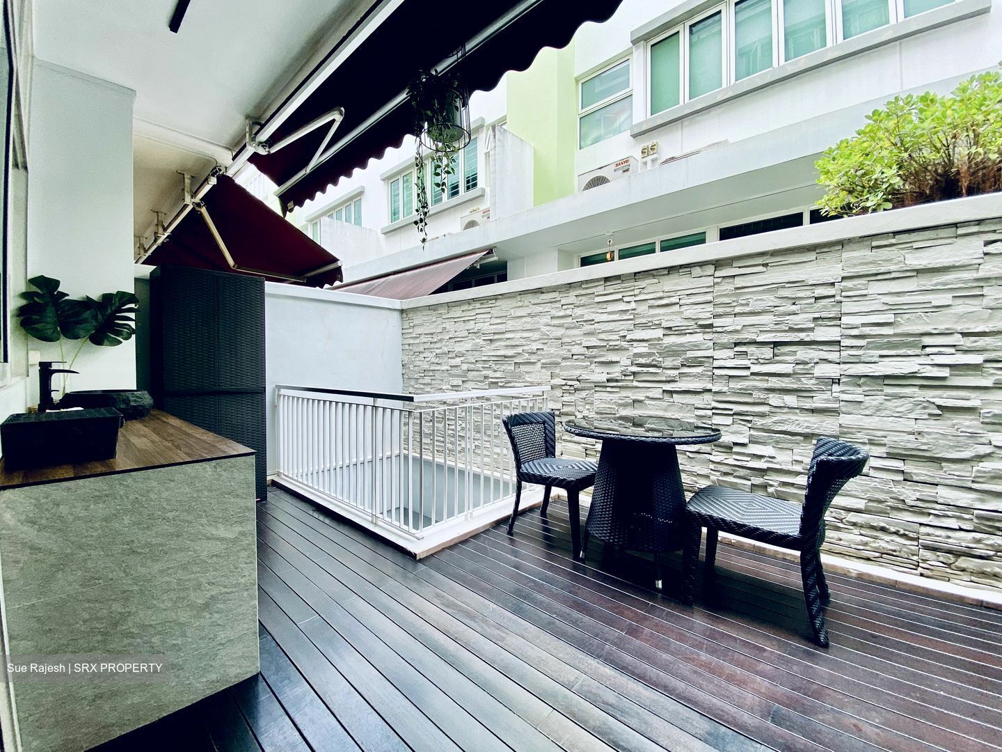 The Shaughnessy (D27), Terrace #356820591